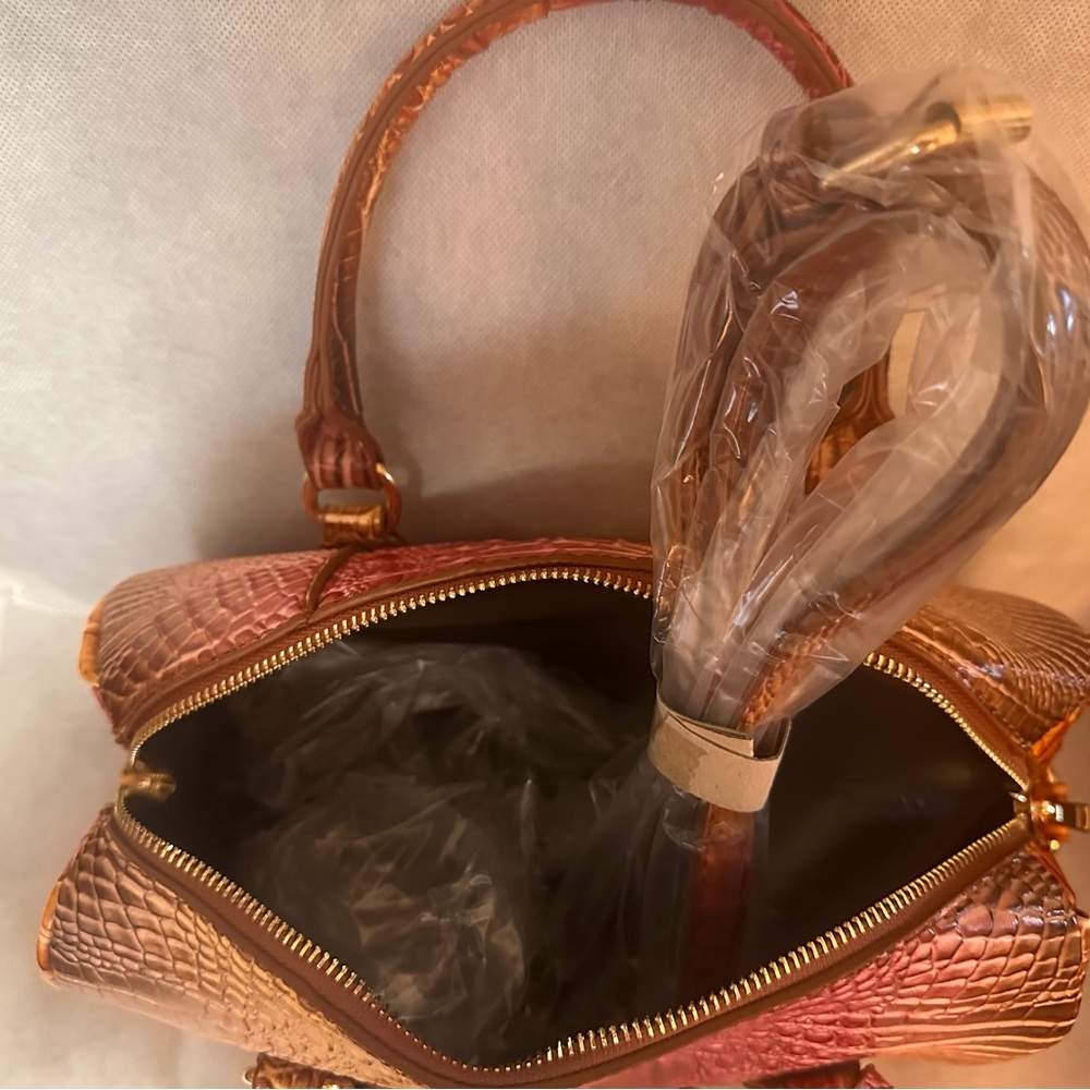 Elegant Brown and Orange Crocodile Embossed Handbag - New - Picture 4 of 4